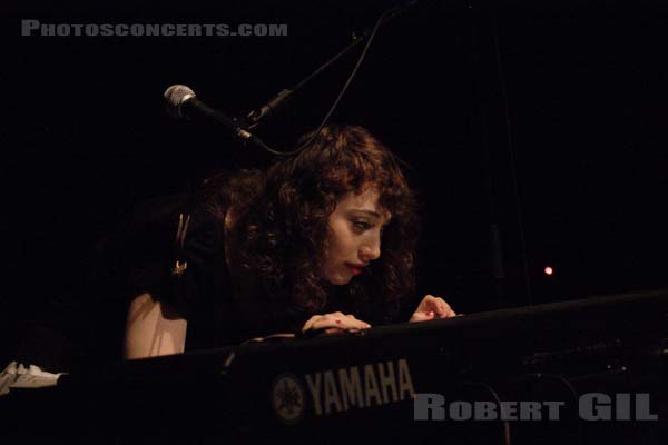 REGINA SPEKTOR - 2005-04-27 - PARIS - Cafe de la Danse - 